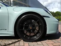 New Porsche 911 534 HP (392 kW) 2025 Green Coupe