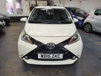 Used Toyota Aygo x-press 67 HP (49 kW) 2015 White Hatchback