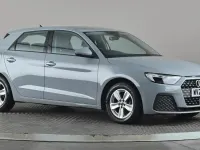 Begagnad Audi A1 Premium 95 HK (69 kW) 2022 Grå SUV