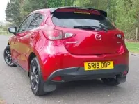 Używany Mazda 2 Inclusive 90 KM (66 kW) 2018 Czerwony Hatchback