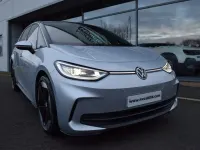 Begagnad VW ID.3 Pro 150 kW (204 HK) 2024 Silver Halvkombi