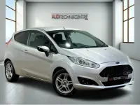 Usado Ford Fiesta Zetec 82 HP (60 kW) 2014 Prateado Citadino
