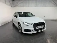 Usado Audi S3 Sportback Black Edition 310 HP (228 kW) 2017 Branco Citadino