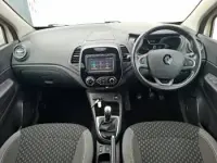 Used Renault Captur Dynamique 90 HP (66 kW) 2017 Cream SUV
