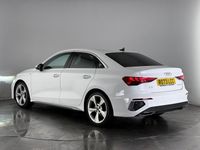 Begagnad Audi A3 S-Line 2023 Vit Sedan