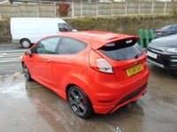 Used Ford Fiesta ST 182 HP (133 kW) 2017 Orange Hatchback