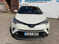 Second-hand Toyota C-HR 122 CP (89 kW) 2017 Alb SUV