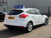 Used Ford Focus Zetec 2015 White Hatchback