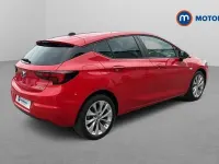 Used Vauxhall Astra 105 HP (77 kW) 2019 Red Hatchback