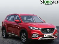 Used MG HS Excite 162 HP (119 kW) 2023 Red SUV