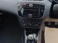 Usado Fiat Punto Evo Active 77 HP (56 kW) 2010 Cinzento Citadino