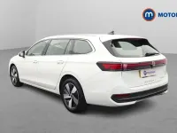Used VW Passat Life 204 HP (150 kW) 2025 White Estate