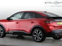 Used Citroën e-C4 Shine 98 kW (134 HP) 2022 Red Hatchback