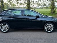 Second-hand Vauxhall Astra Elite 150 CP (110 kW) 2017 Negru Hatchback