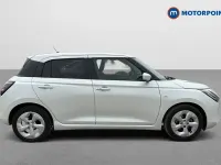 Używany Suzuki Swift 2025 Biały Hatchback