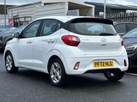 Used Hyundai i10 SE 67 HP (49 kW) 2022 White Hatchback