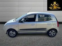 Second-hand Kia Picanto 60 CP (44 kW) 2011 Argintiu Hatchback