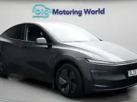 Used Tesla Model Y Standard Range 219 kW (299 HP) 2025 Grey SUV