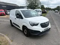 Used Vauxhall Combo Edition 75 HP (55 kW) 2019 White MPV