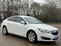 Second-hand Vauxhall Insignia SRi 140 CP (102 kW) 2016 Alb Hatchback