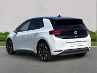 Used VW ID.3 Pure 125 kW (170 HP) 2025 White Hatchback