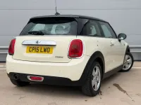 Used Mini Cooper Hatch 136 HP (100 kW) 2015 White Hatchback