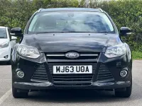Begagnad Ford Focus Zetec 125 HK (91 kW) 2013 Svart Kombi