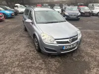 Used Vauxhall Astra Design Edition 138 HP (101 kW) 2009 Silver Estate