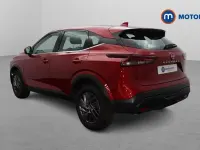 Used Nissan Qashqai Acenta Premium 140 HP (102 kW) 2023 Red SUV