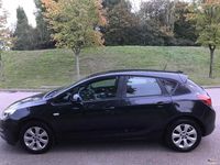 Używany Vauxhall Astra Design Edition 2014 Czarny Hatchback