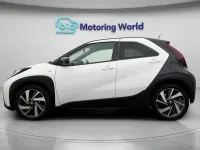 Used Toyota Aygo X 72 HP (52 kW) 2023 White SUV