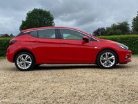 Used Vauxhall Astra SRi 150 HP (110 kW) 2016 Red Hatchback