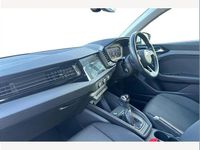 Used Audi A1 Design 95 HP (69 kW) 2021 White SUV