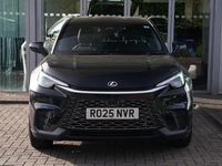Second-hand Lexus LBX 136 CP (100 kW) 2025 Negru SUV