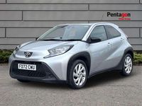 Used Toyota Aygo X PURE 72 HP (52 kW) 2023 Silver SUV