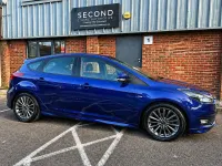 Usado Ford Focus ST-Line 140 HP (102 kW) 2018 Azul Citadino