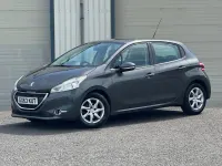 Używany Peugeot 208 Active 82 KM (60 kW) 2013 Szary Hatchback