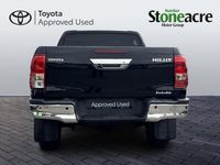 Used Toyota HiLux 150 HP (110 kW) 2019 Black Pickup