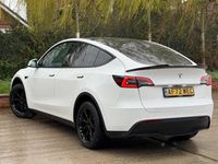 Used Tesla Model Y Long Range AWD 378 kW (514 HP) 2022 White SUV