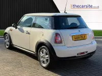 Used Mini ONE Hatch 98 HP (72 kW) 2011 White Hatchback