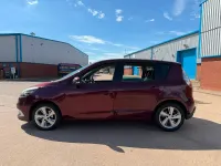 Used Renault Scénic III Dynamique 110 HP (80 kW) 2012 Red MPV