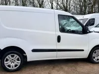 Käytetty Fiat Doblò 90 HP (66 kW) 2016 Valkoinen Tila-auto
