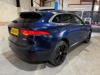 Used Jaguar F-Pace Portfolio 180 HP (132 kW) 2018 Blue SUV