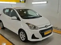 Used Hyundai i10 SE 66 HP (48 kW) 2019 White Hatchback