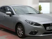Usado Mazda 3 165 HP (121 kW) 2015 Prateado Citadino