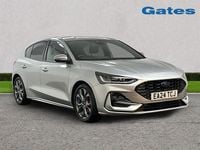Used Ford Focus ST-Line 125 HP (91 kW) 2024 Silver Hatchback