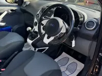 Usado Ford Ka Zetec 69 CV (50 kW) 2015 Negro Utilitario