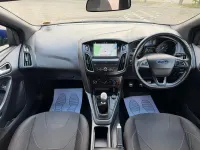Used Ford Focus ST-Line 125 HP (91 kW) 2017 Blue Hatchback