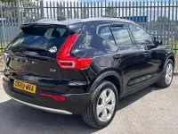 Used Volvo XC40 Momentum 150 HP (110 kW) 2019 Black SUV