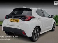 Used Toyota Yaris Hybrid Design 116 HP (85 kW) 2024 White Hatchback